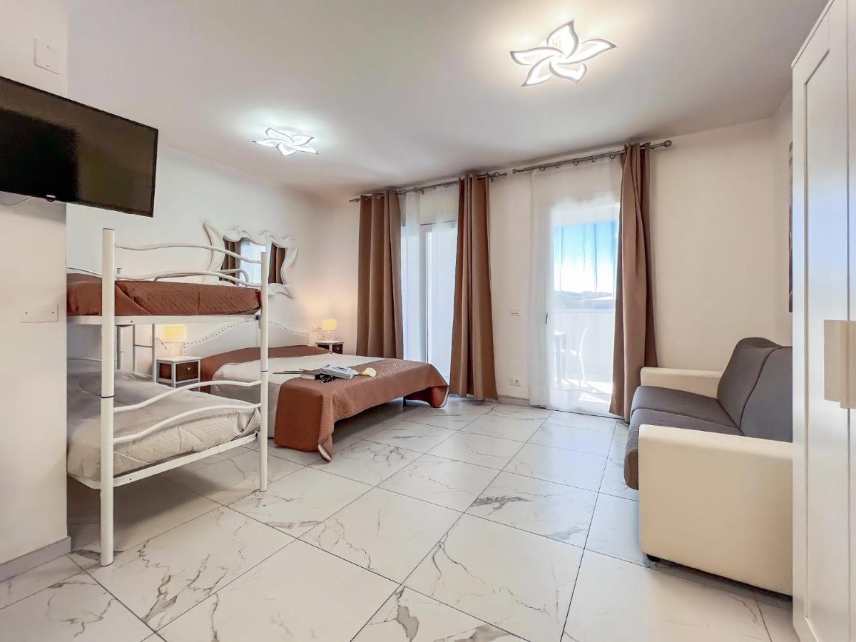Zeus Apartment Bibione Exterior photo